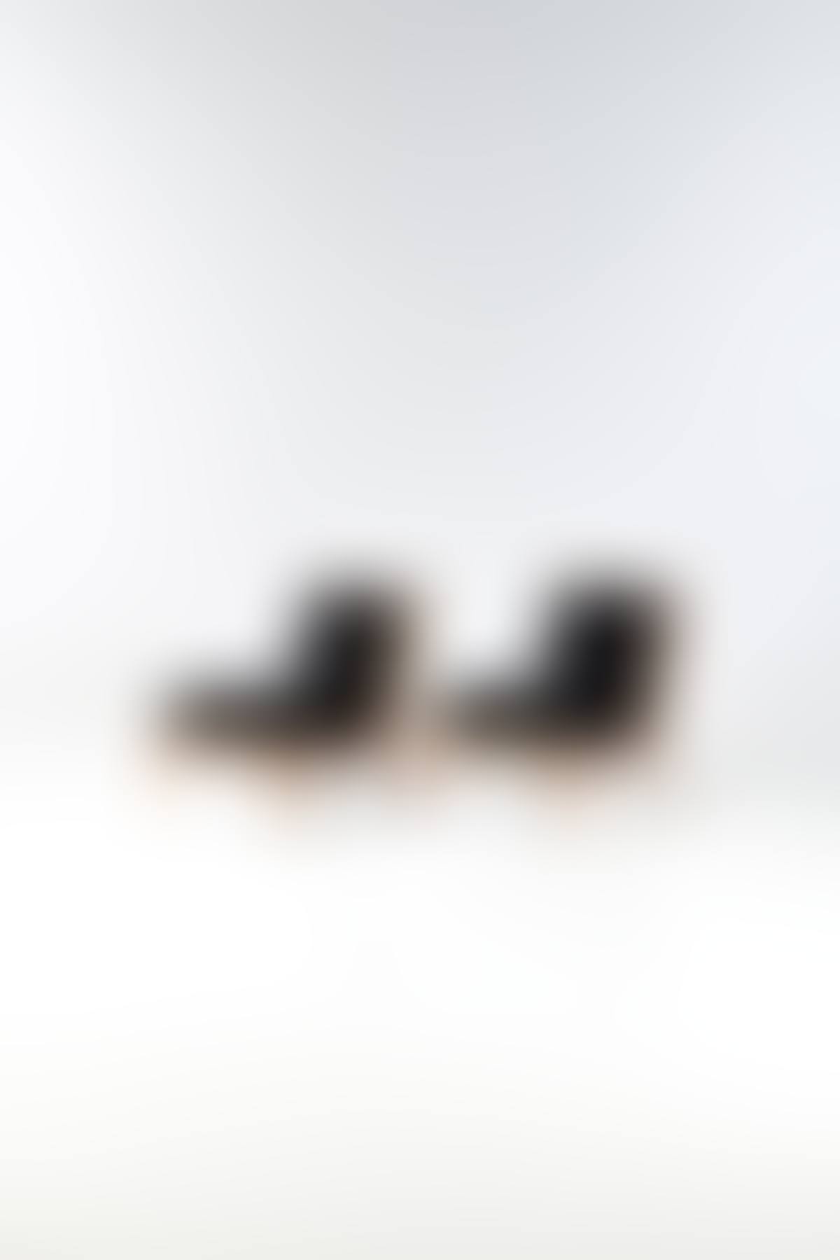 Pair of armchairs (preview)
