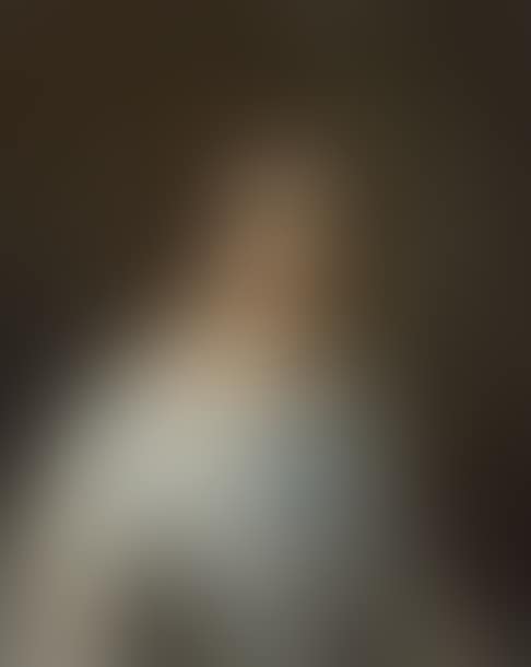 Portrait of a young woman (preview)