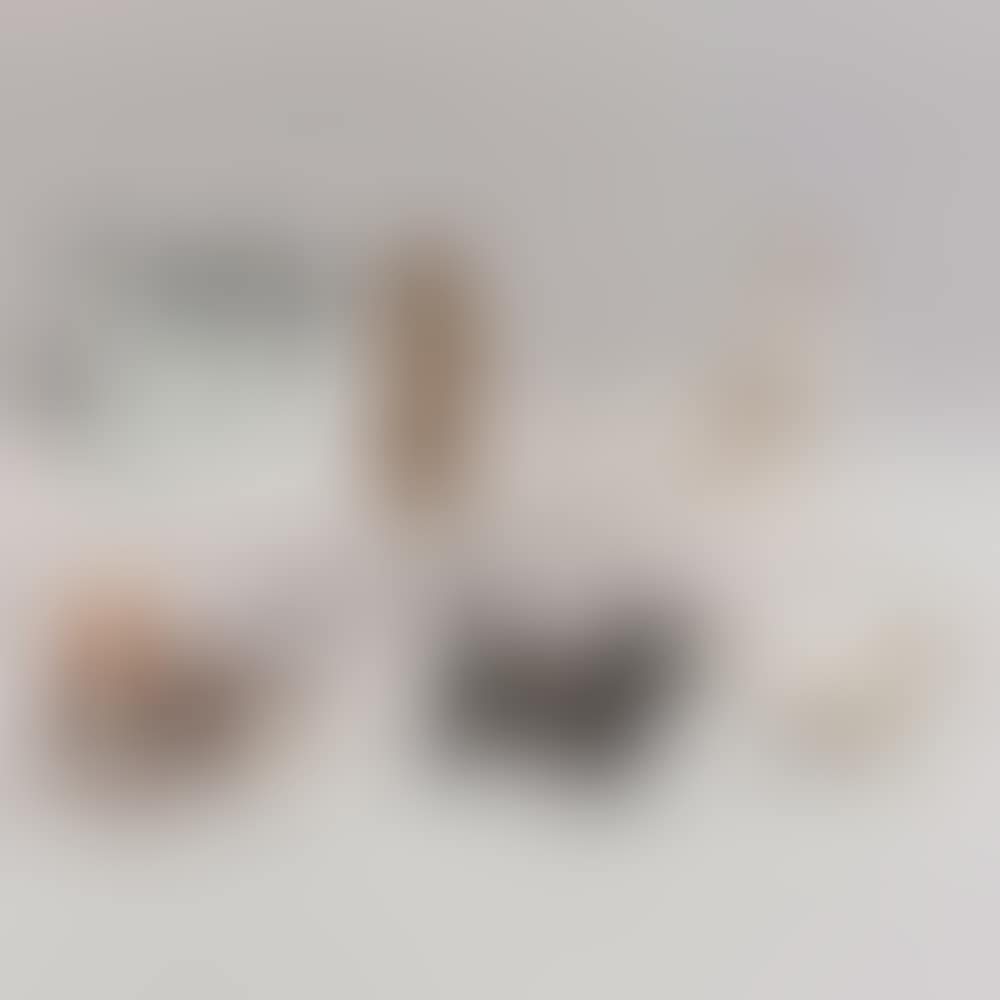 Lot of decorative dogs (preview)