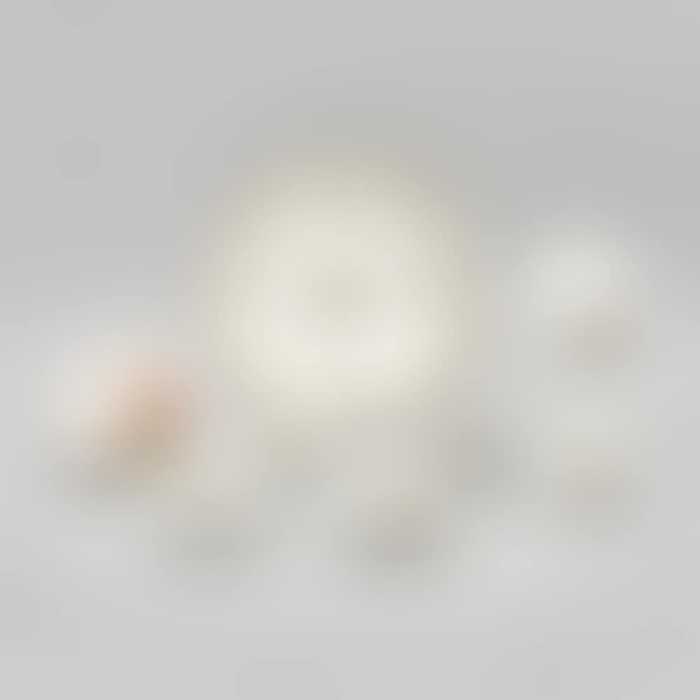 Tea set, teapot and plate (preview)