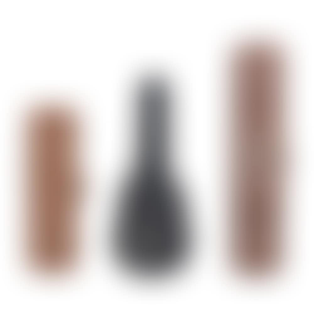 Lot of 3 cases. (preview)