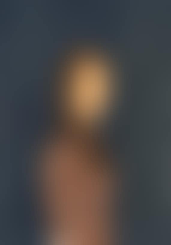 Woman with darkblue background with stars (preview)