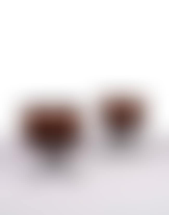 A pair of Italian rosewood bedside lockers (preview)