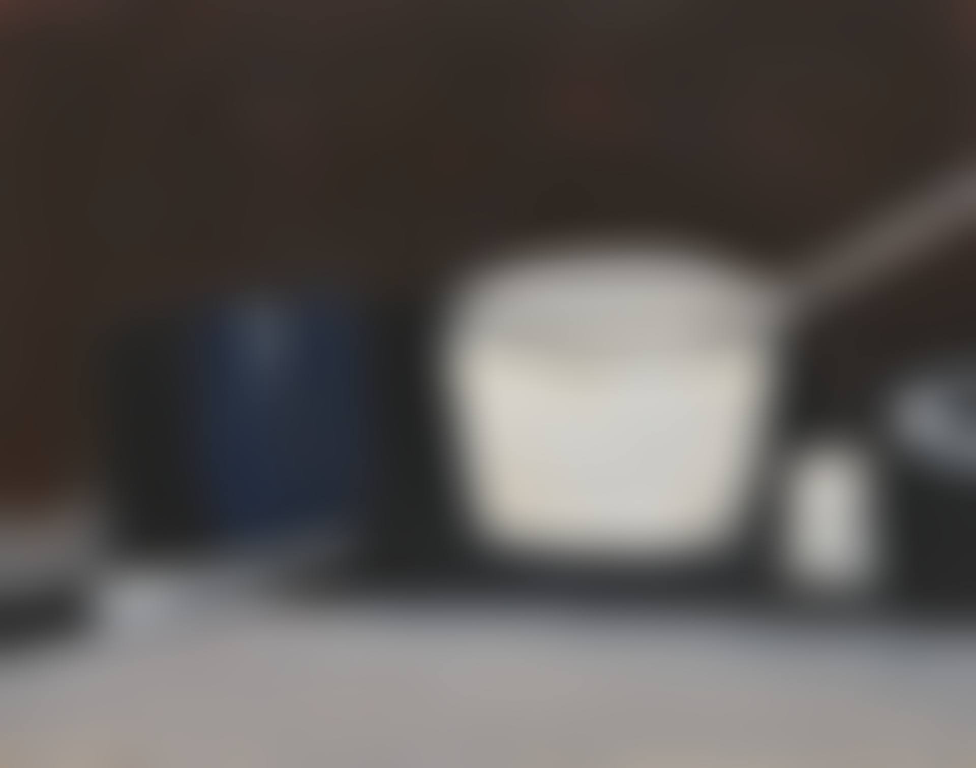 White Pot and Blue Pot (preview)