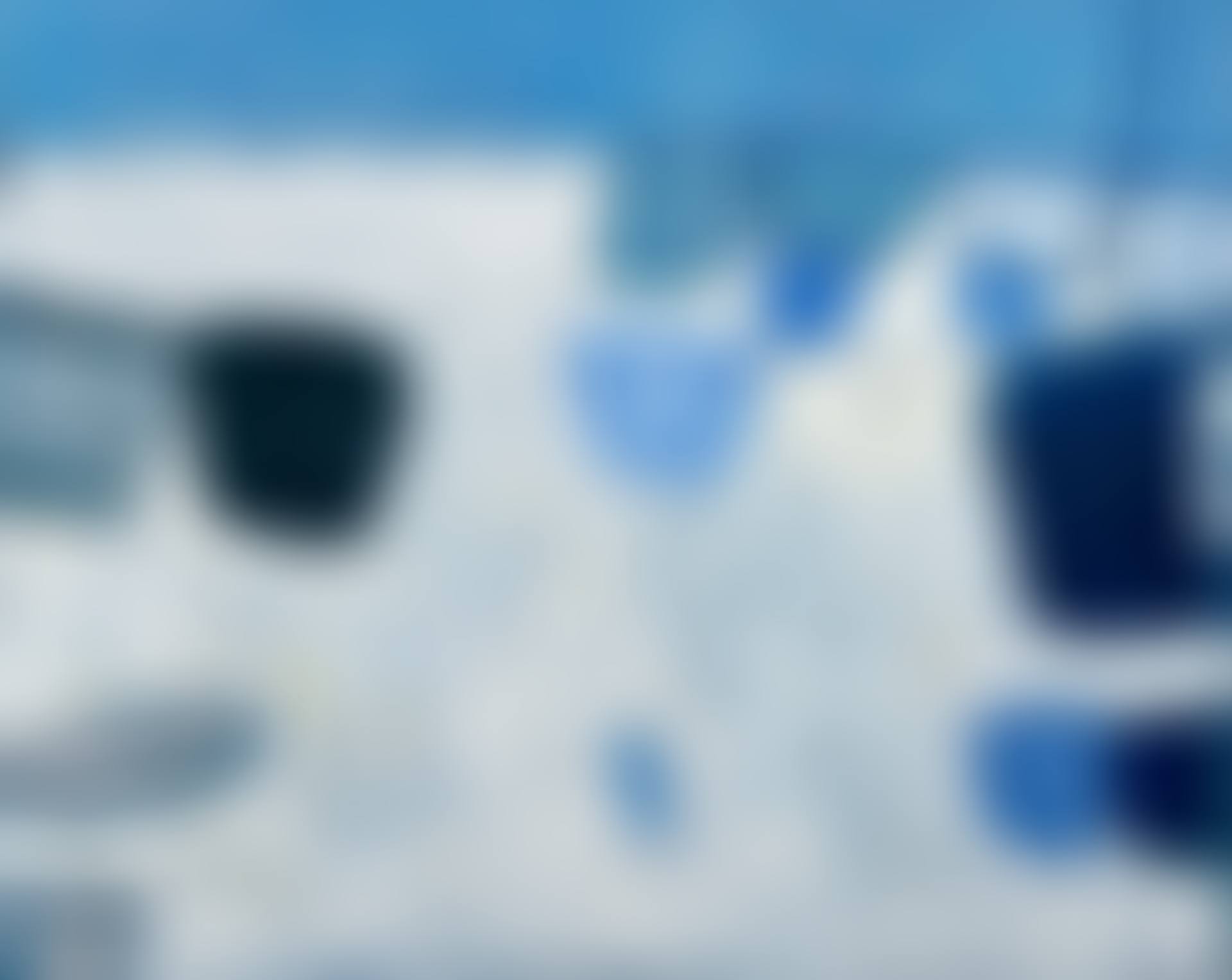 Blue and White (preview)