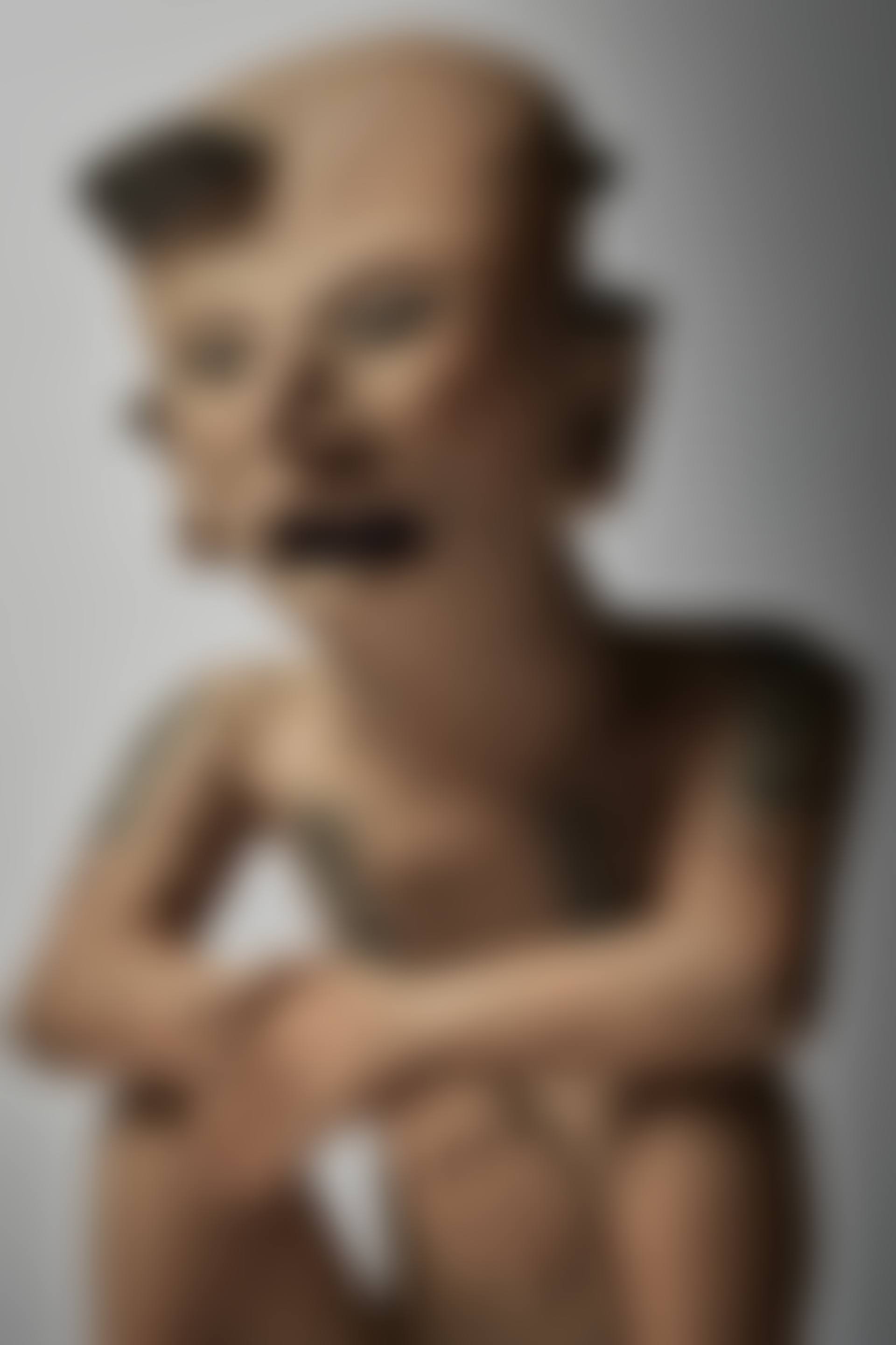 Veracruz Seated Figure (preview)