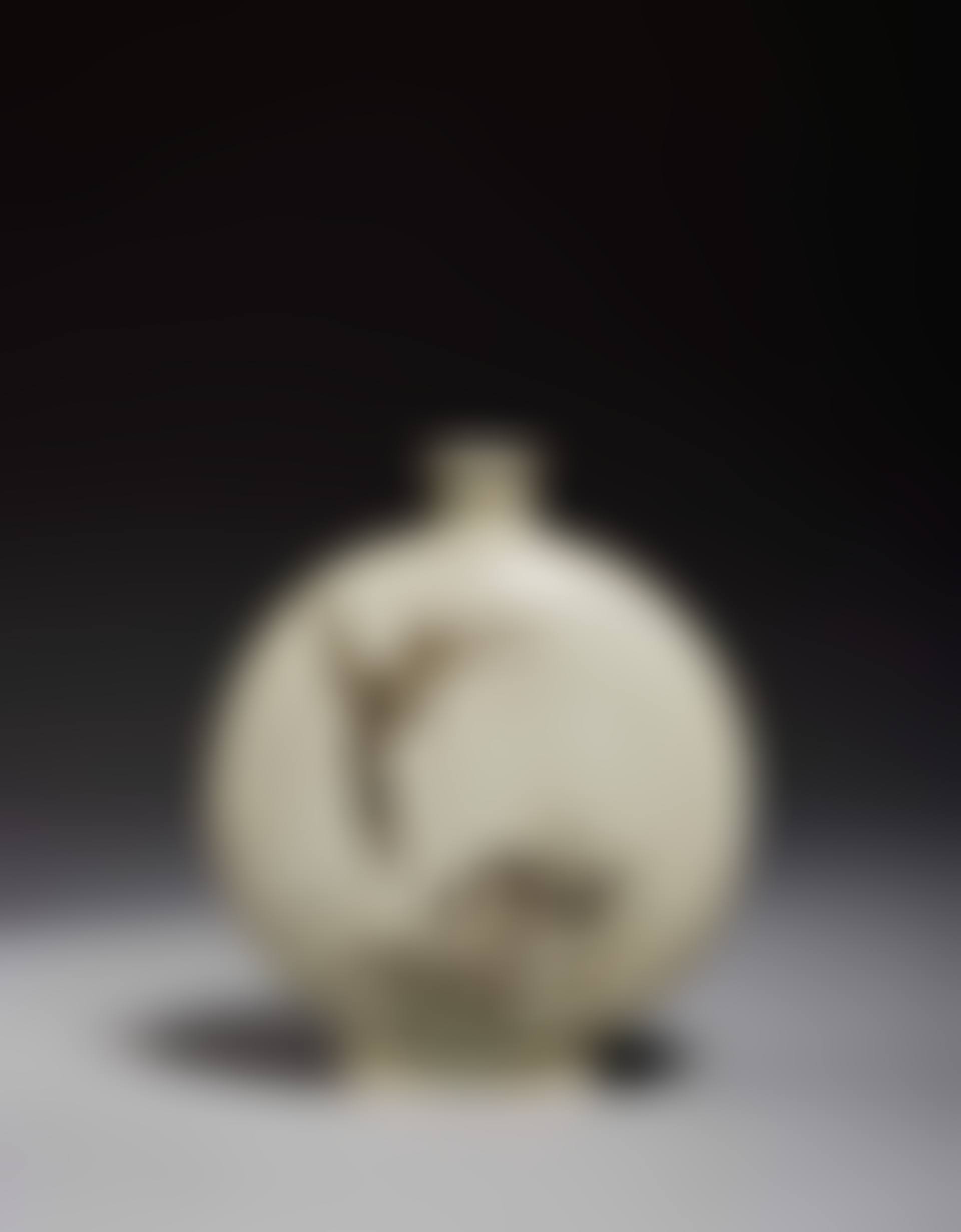 An iron-painted 'geese' moonflask (preview)