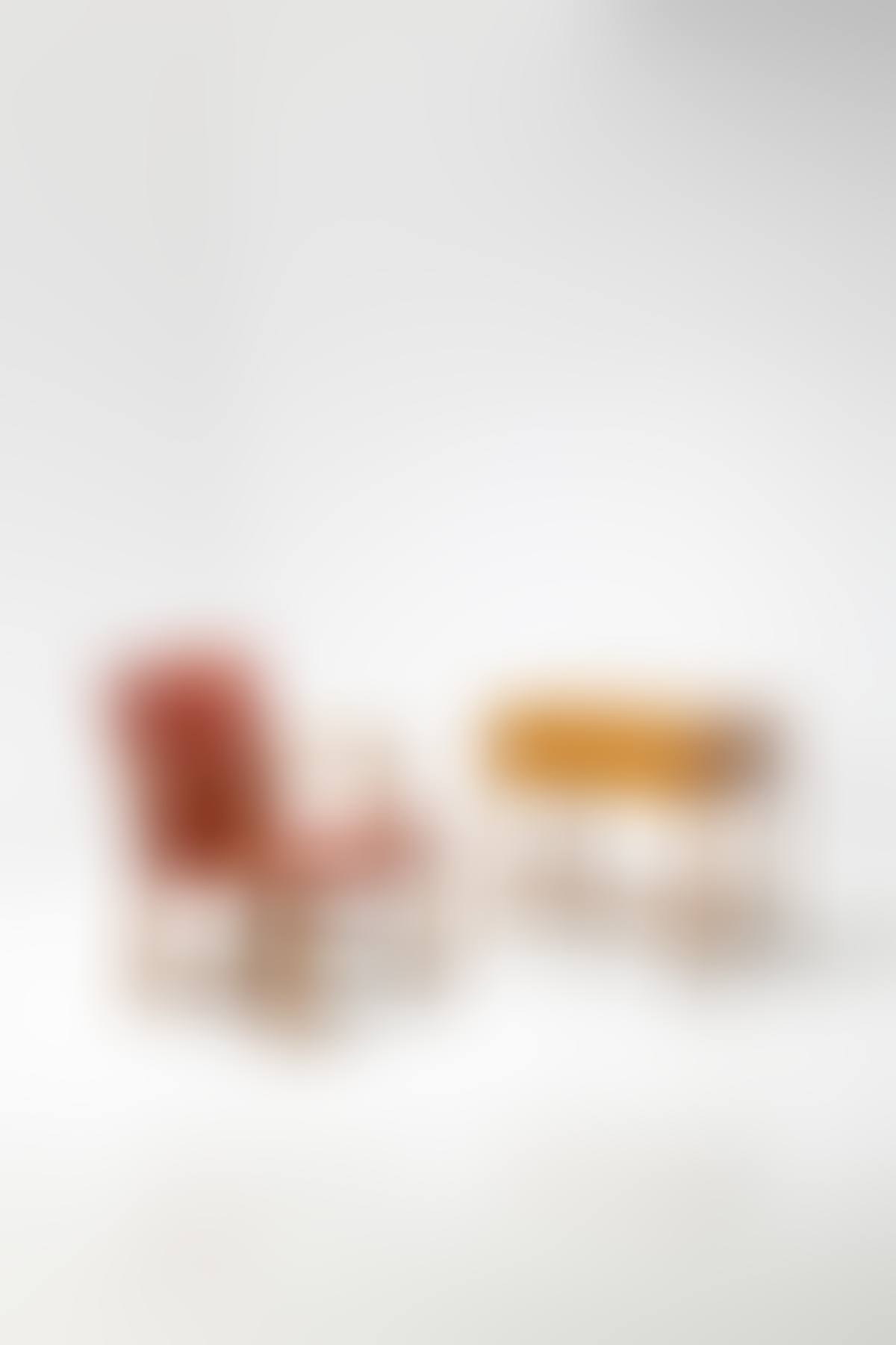Table and armchair (preview)