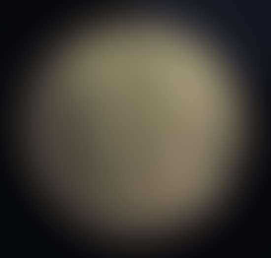An Italian 100 Lire proof gold coin (preview)