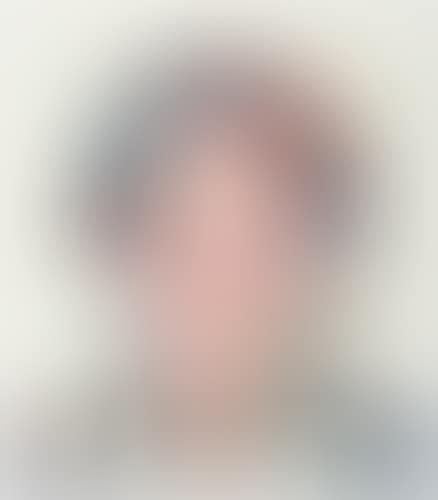 Leslie (preview)