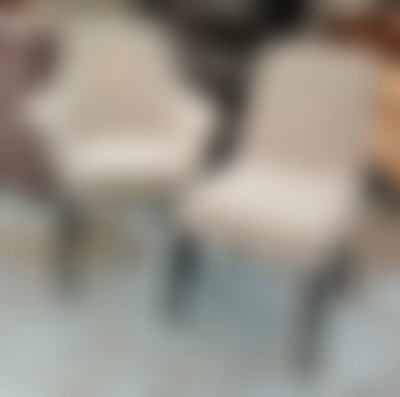 Minotti Belt Dining Chairs (preview)
