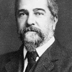Louis Comfort Tiffany