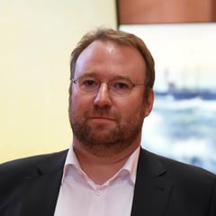 Elger Esser