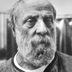 César