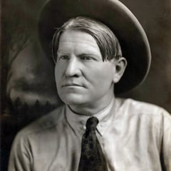 Charles M Russell