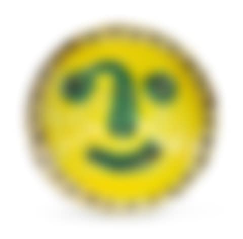 VISAGE SUR FOND JAUNE (preview)