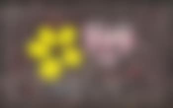 Face with yellow flowers (preview)