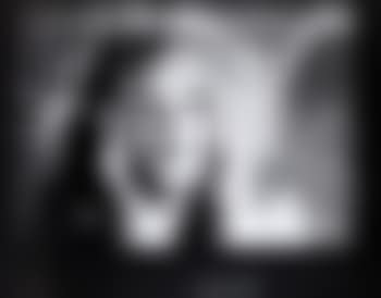 Large format Marilyn Monroe with jewels (preview)