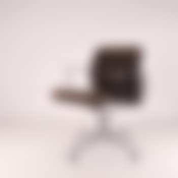 'Soft pad' armchair ,
1969 (preview)