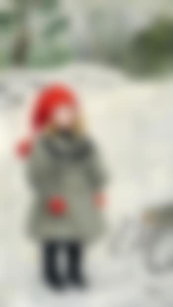 Winter day with the painter's daughter Ely with
a sledge and a large red knitted cap (preview)