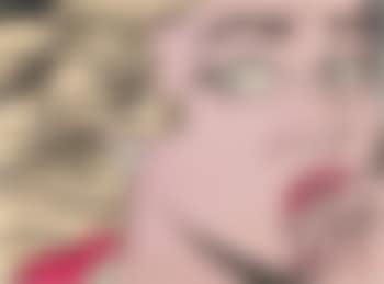 Crying girl (preview)