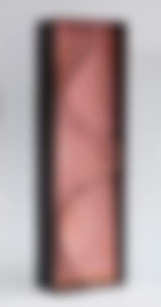 Formes en contorsionions sur trame rouge (preview)