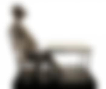 Seated figure (preview)