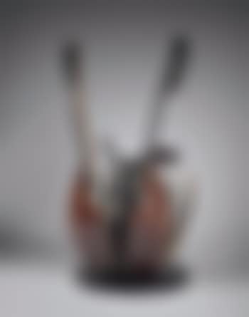 Sans titre, coupe de mandolines enserrant la Victoire de Samothrace (preview)