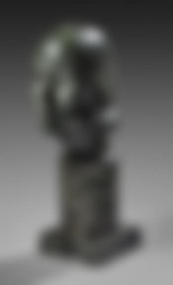 Femme de profil (preview)