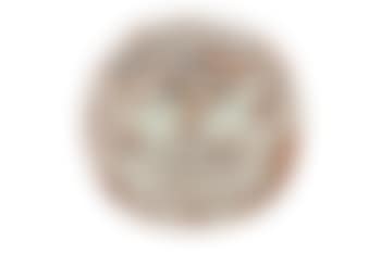 Visage aux yeux carrés (preview)