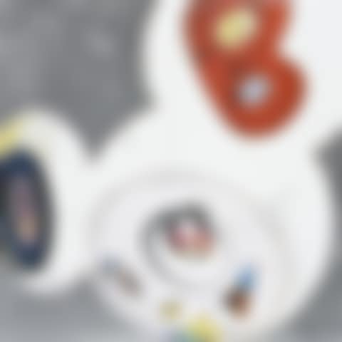 This World and the World Beyond; DOB in Pure White Robe （Navy & Vermilion）; DOB in Pure White Robe （Pink & Blue) (preview)