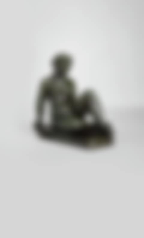 LA NYMPHE ASSISE (preview)