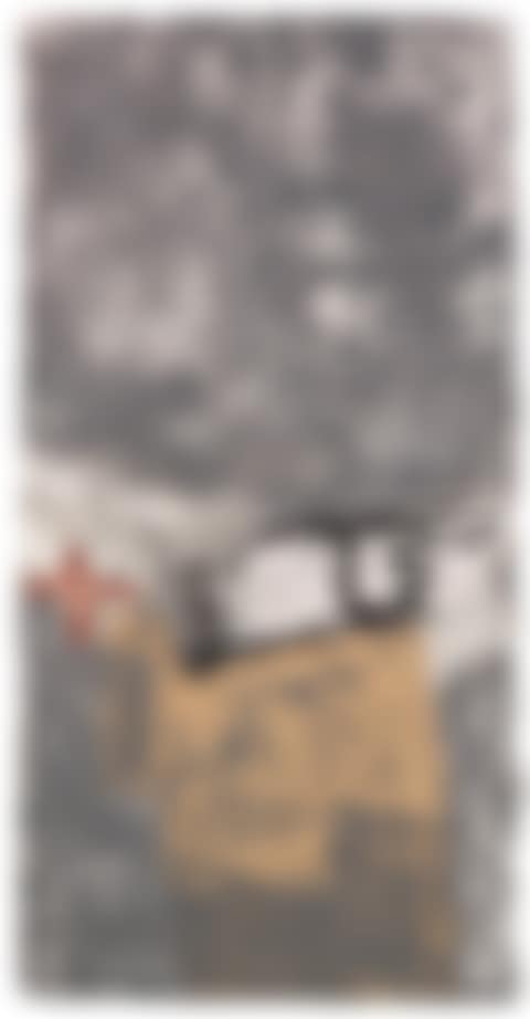 Ma i creu sobre gris (preview)