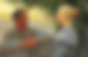 Meeting across the fence , (preview)