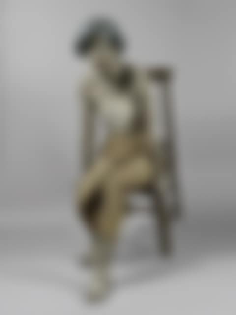 Sitting Girl (preview)