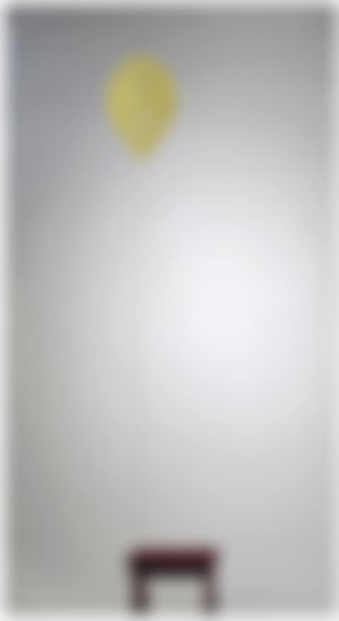 PALLONCINO GIALLO CON SGABELLO (preview)
