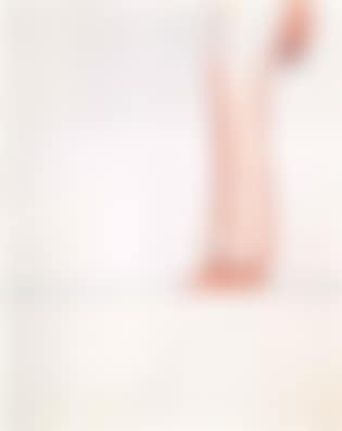 The red trousers (preview)