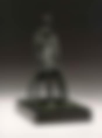 Seated figure (preview)