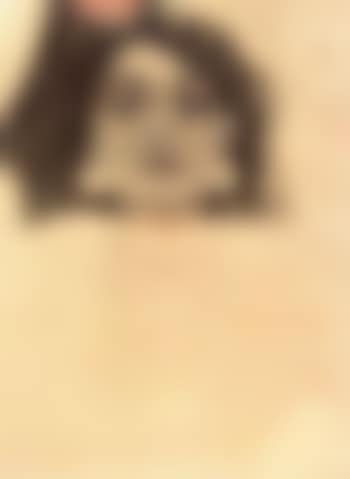 Italian woman (preview)