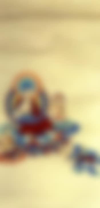 Worshipping Buddha (preview)