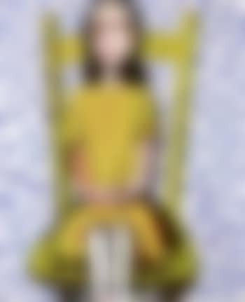 Girl seated (preview)