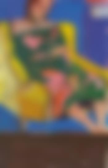 Seated woman (preview)