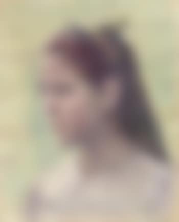 Portrait de jeune fille de trois quarts (preview)