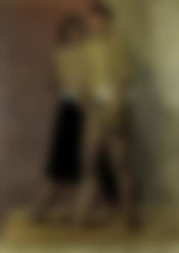 Two girls with shell. Nude seated (preview)