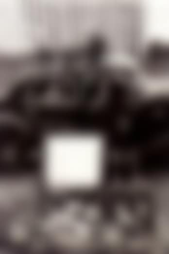 Untitled, flee market (preview)