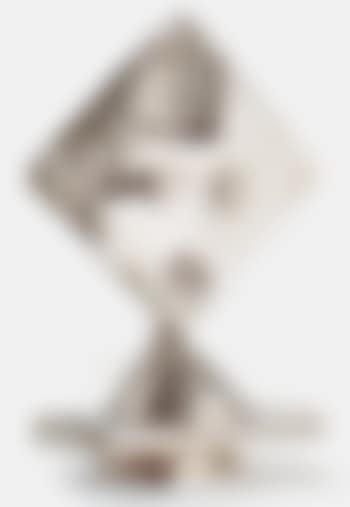 Madame (preview)