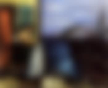Femme au balcon tenant un drap (preview)