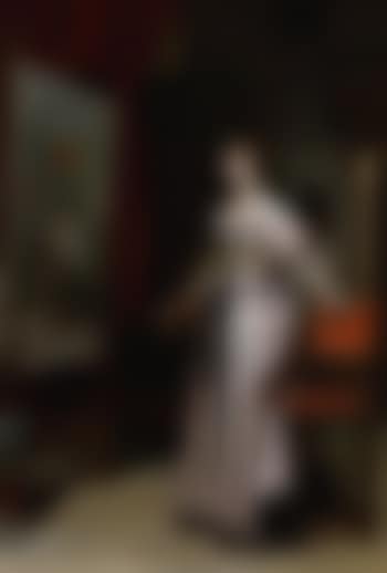 The young artist in her studio (preview)