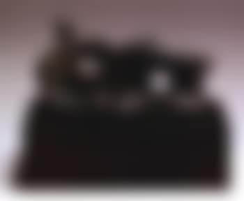 Reclining figure (preview)