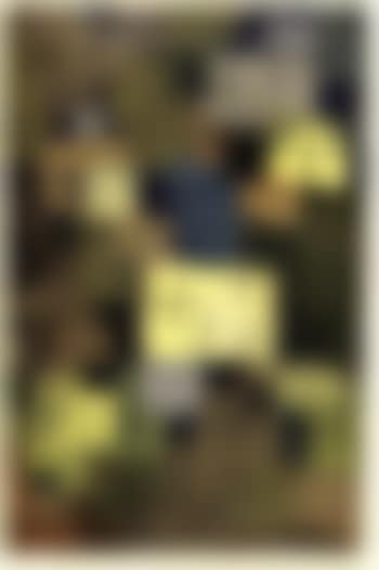 M D gelben Fenster- Yellow windows (preview)